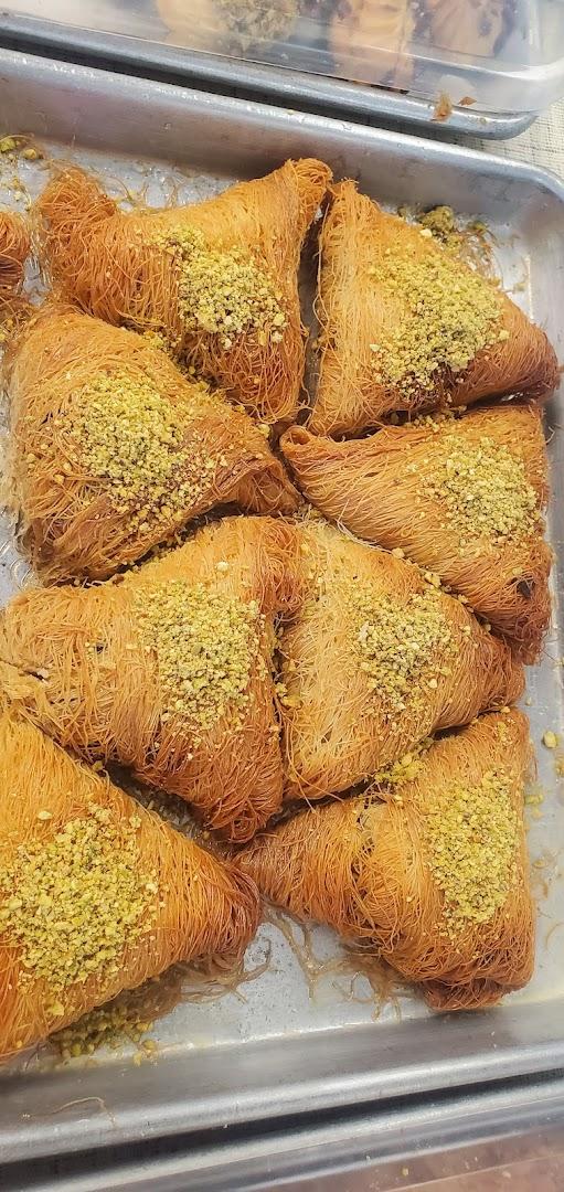 Marhaba Restaurant mTaam wHlwyt mrHb